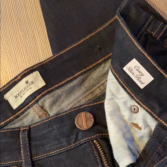 Jeans - Picture 3 of 3